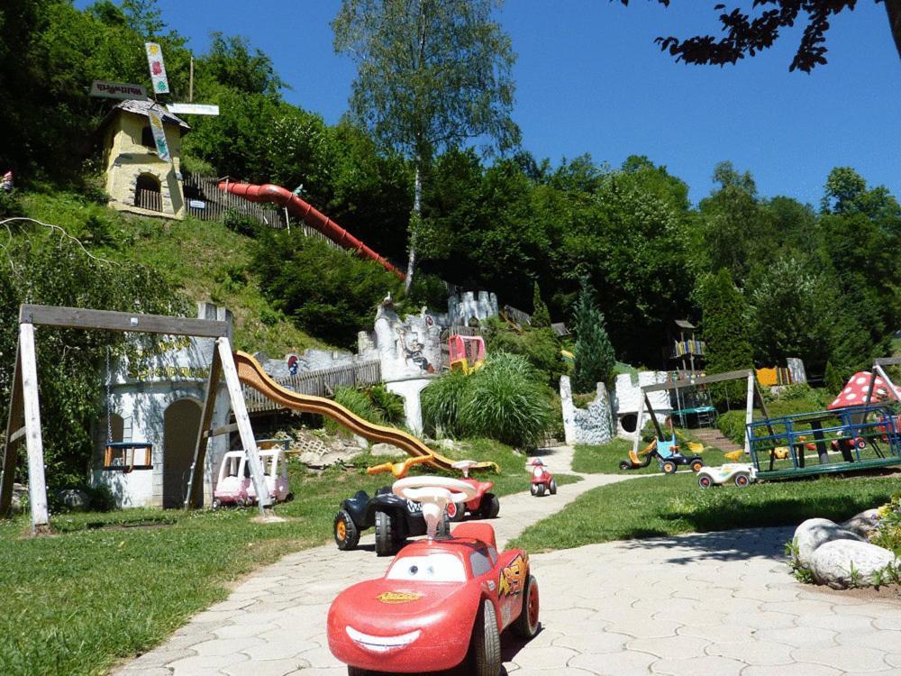 Smileys Kinderhotel Trebesing Zewnętrze zdjęcie