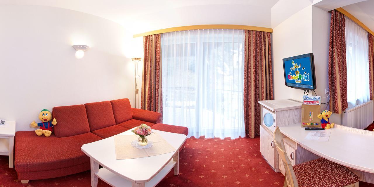 Smileys Kinderhotel Trebesing Zewnętrze zdjęcie
